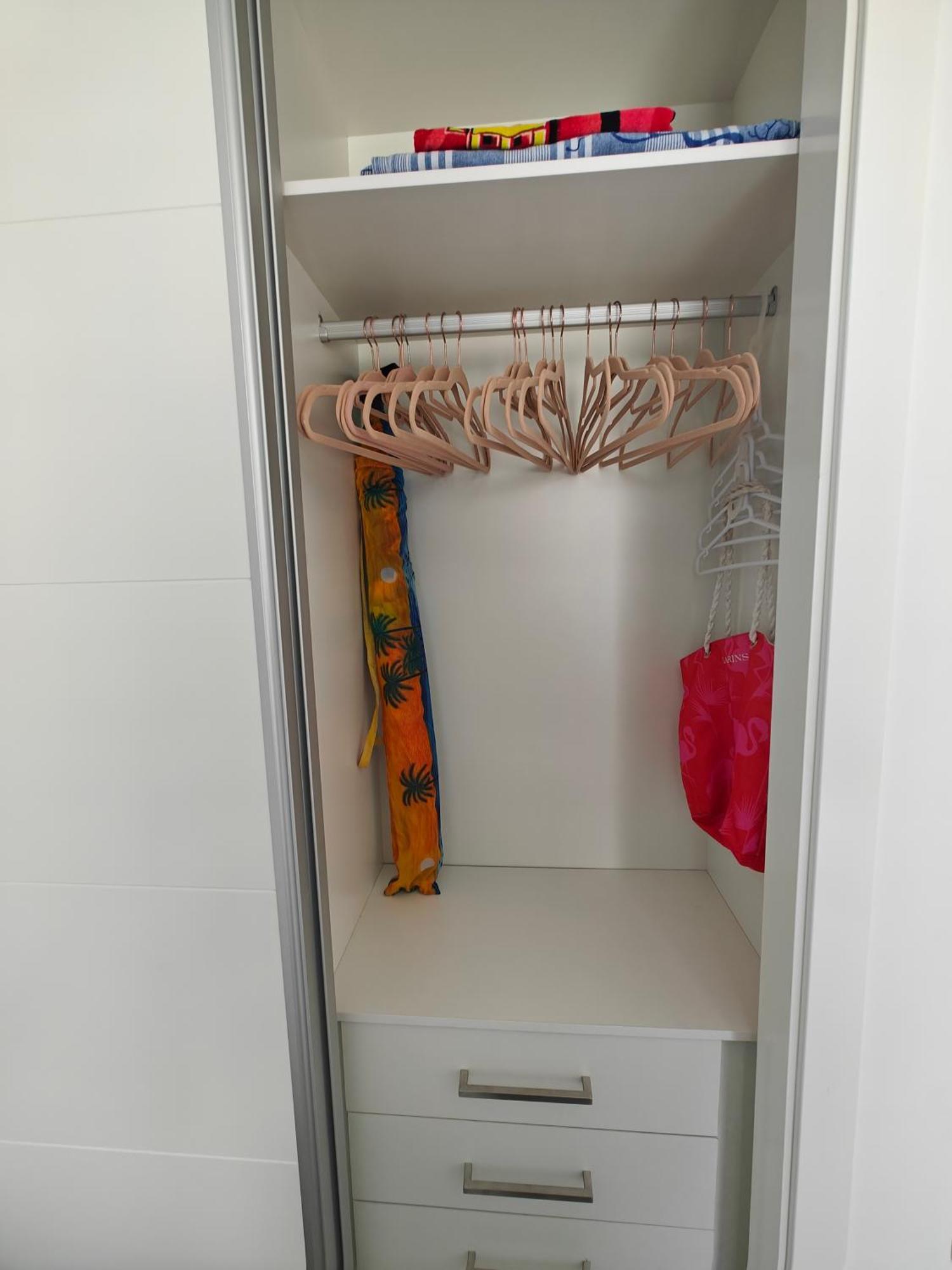 Sun Apartment - 3 Bedrooms, Priv Parking, Pool, Ac, Tv Channels, Fibre Net 洛斯克里斯蒂亚诺斯 外观 照片
