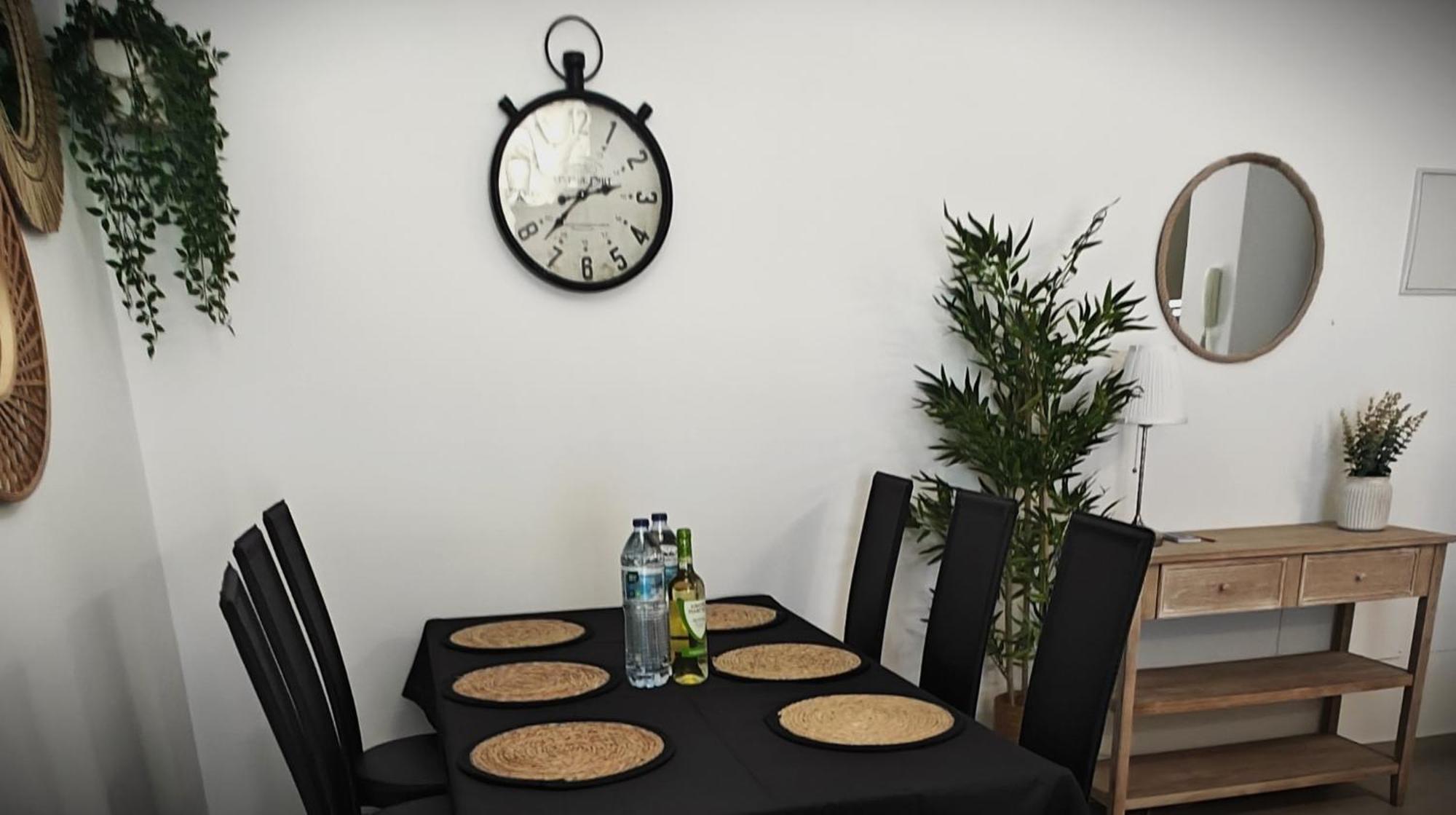 Sun Apartment - 3 Bedrooms, Priv Parking, Pool, Ac, Tv Channels, Fibre Net 洛斯克里斯蒂亚诺斯 外观 照片