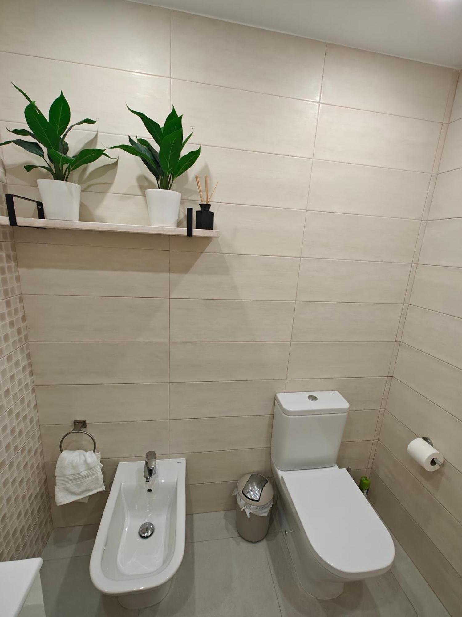 Sun Apartment - 3 Bedrooms, Priv Parking, Pool, Ac, Tv Channels, Fibre Net 洛斯克里斯蒂亚诺斯 外观 照片